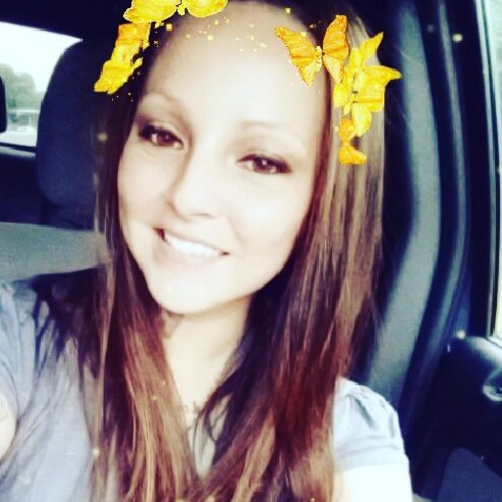 Meet your Posher, Macy